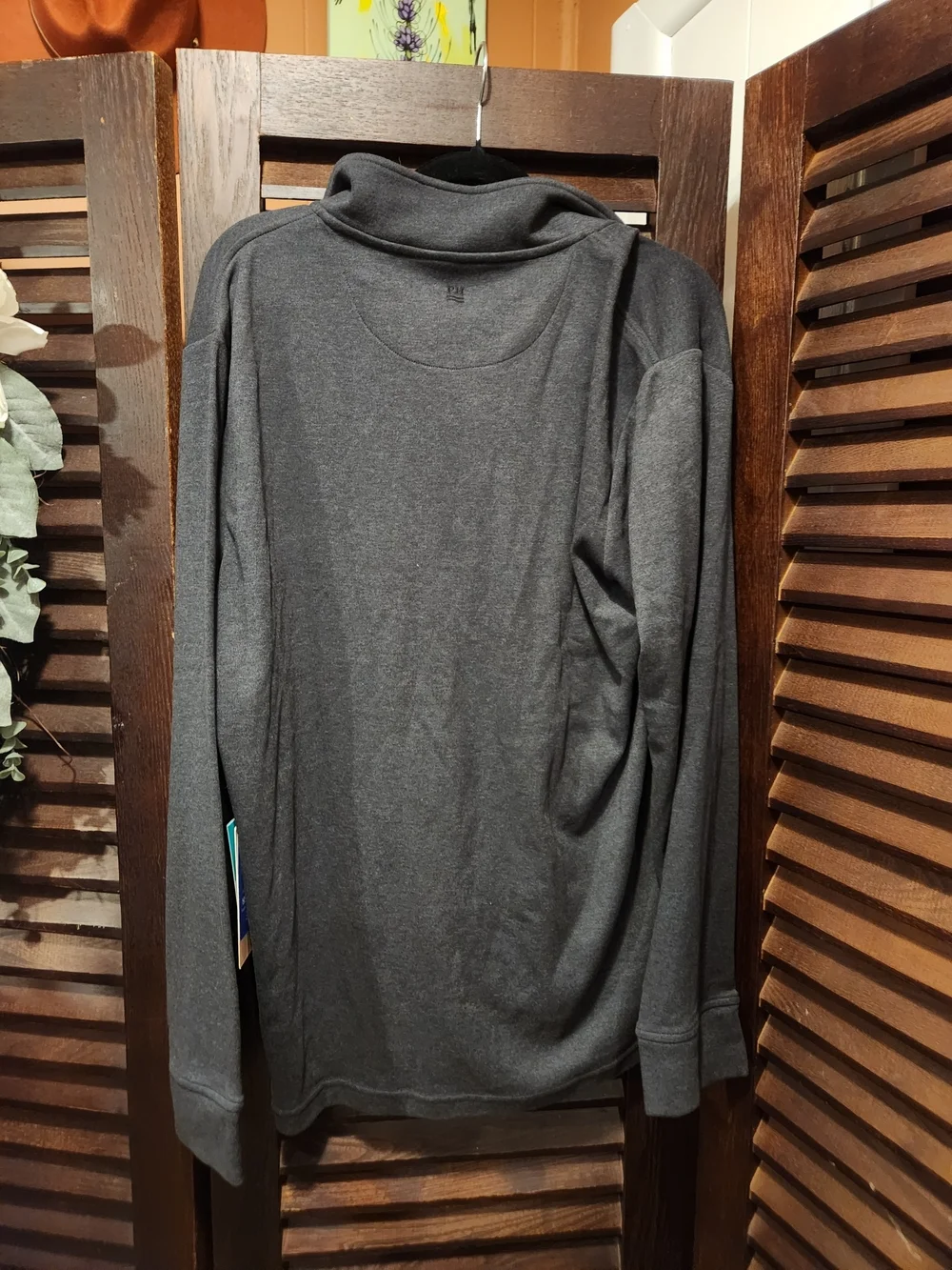 Fair Harbor Men's Dark Gray Quarter-Zip Pullover Sweater